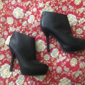 New Black Faux Leather Booties🌙 Forever 21 Sz 8.5